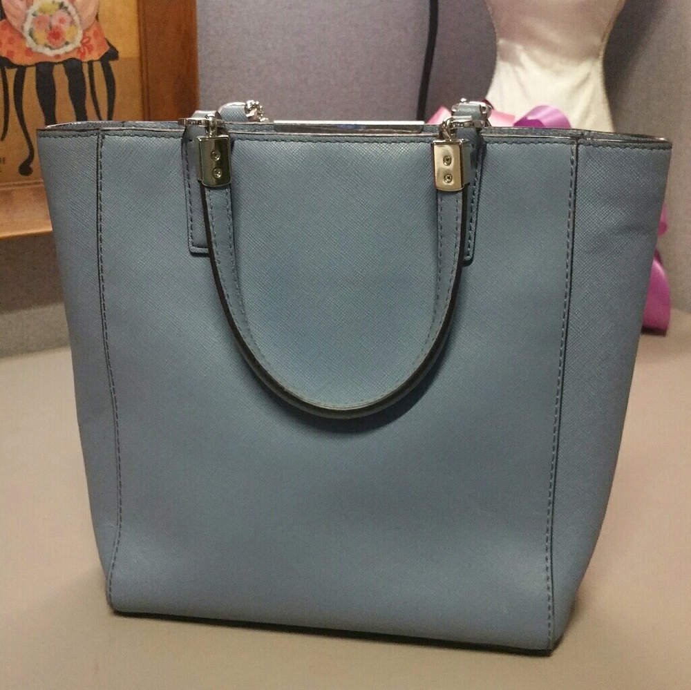 Vintage coach crossbody bag